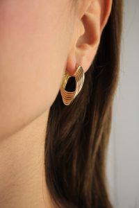 DÖNEMEÇLİ ALTIN HALKA KÜPE