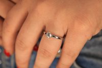 0.4 KARAT PIRLANTA YÜZÜK